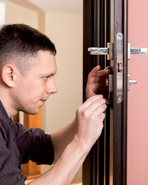 : Professional Locksmith For Commercial And Residential Locksmith Services in Coral Gables
