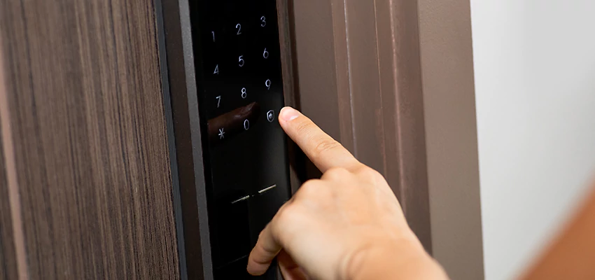 Smart Electric Locks Replacement Services in Coral Gables