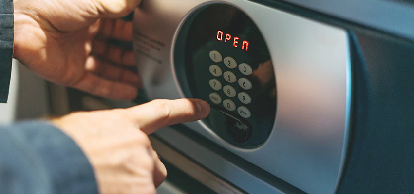 Cash Safe Openers in Coral Gables