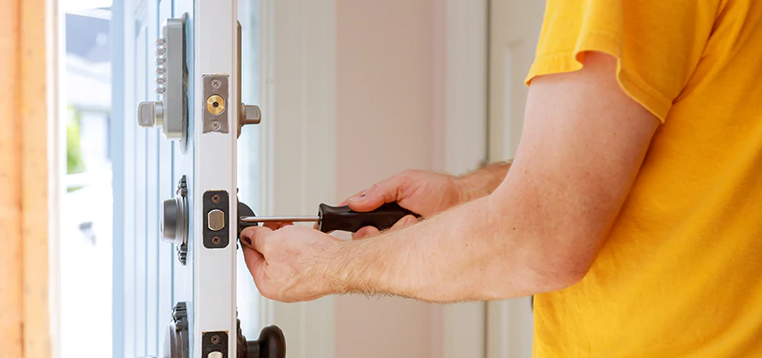 Eviction Locksmith For Key Fob Replacement Services in Coral Gables